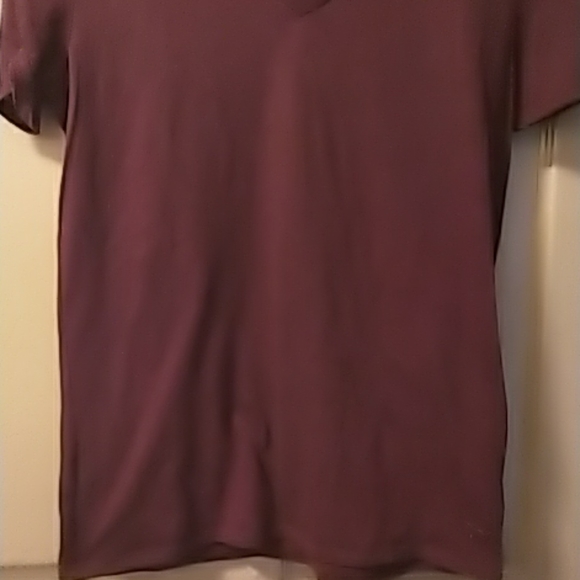 Pink Victoria Secret v neck dark red t shirt XS - Picture 3 of 7